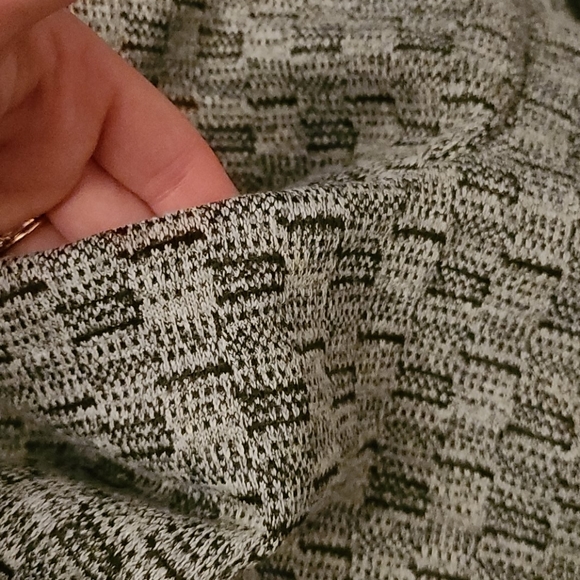 Lime & Chili Dress With Pockets - Picture 9 of 13